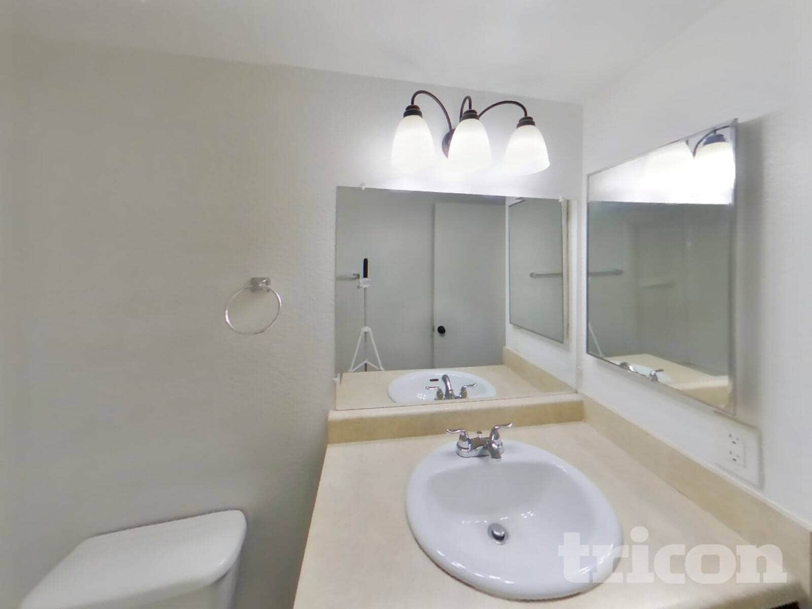 Building Photo - 14002 N 49th Ave