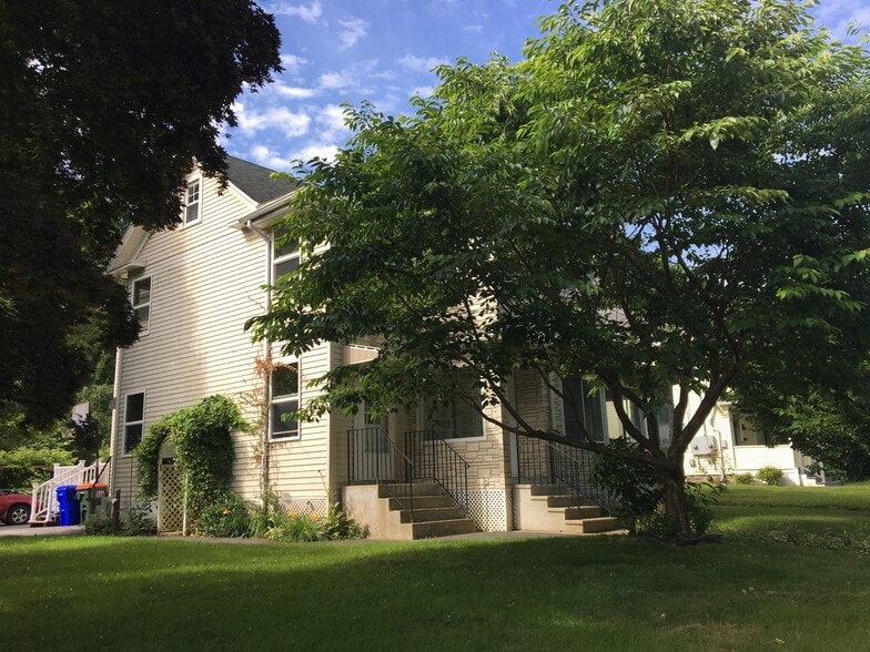 Building Photo - 20 Highwood Ave