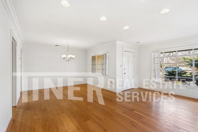 Building Photo - 2416 60th St