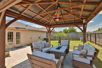 Building Photo - 22526 Threefold Ridge Dr