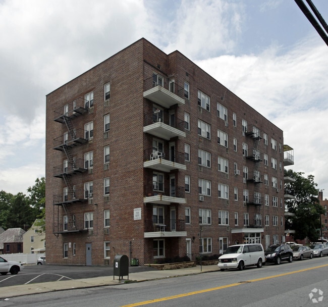 673 Mclean Ave 673 Mclean Ave Yonkers NY 10704 Apartment Finder