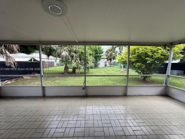 Building Photo - 7003 NW 99th Ave