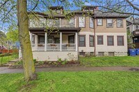 Building Photo - 80 Anderson Pl