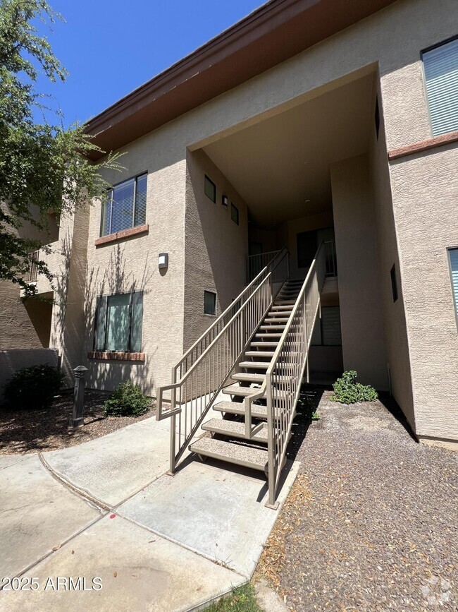 Building Photo - 3330 S Gilbert Rd