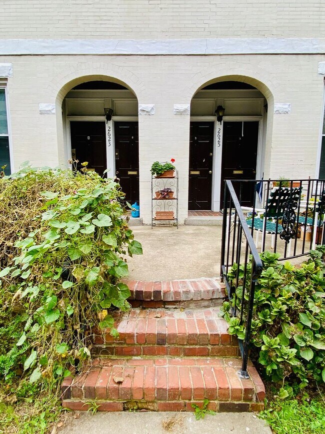 Building Photo - 2623 Floyd Ave