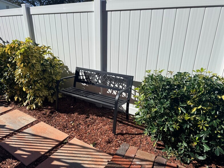 Garden bench - 4126 35th Ave N