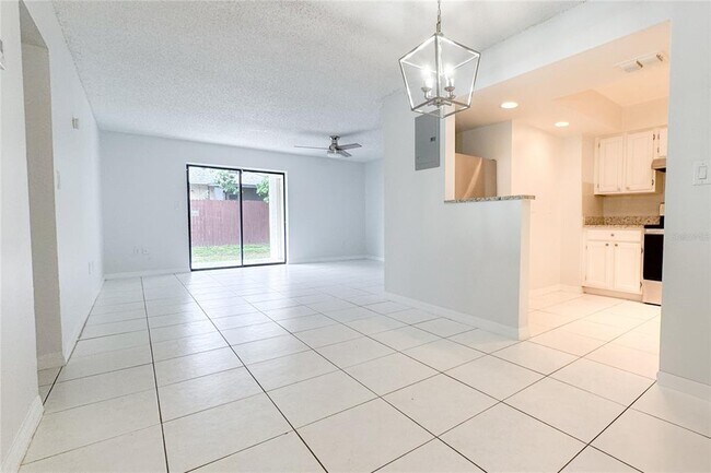 Building Photo - 310 Cherokee Ct