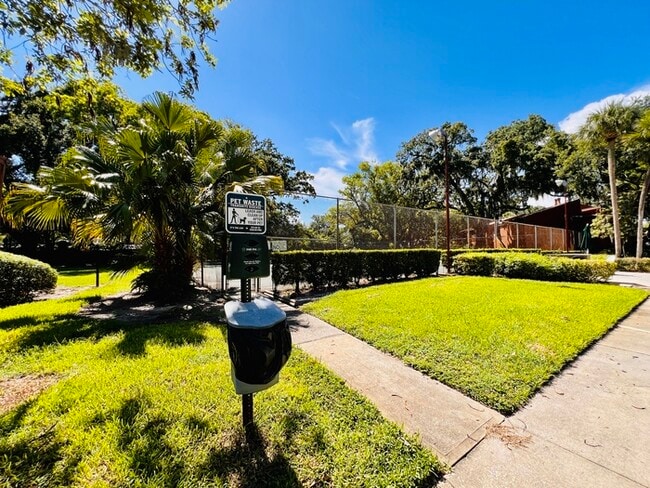 Building Photo - Desirable Sodo District, this spacious 2 b...