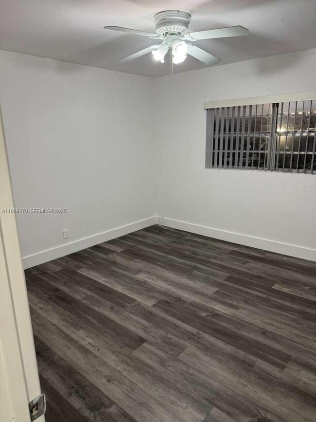 Building Photo - 837 NW 46th Ave