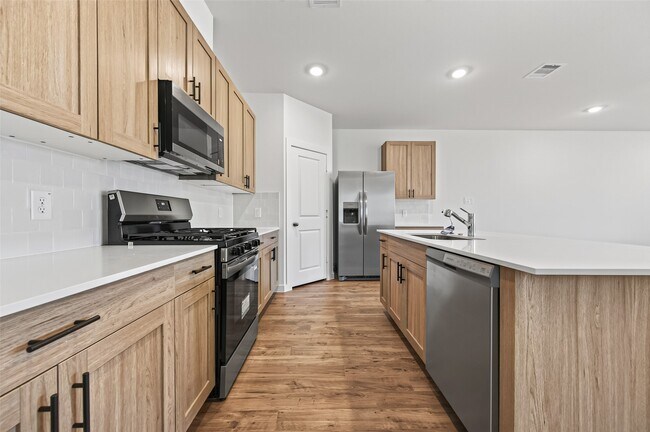Building Photo - 3511 Goldfinch Wds Dr