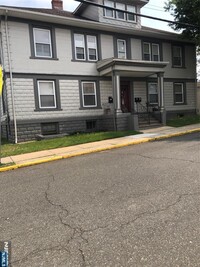 Building Photo - 4 Belmount Ave