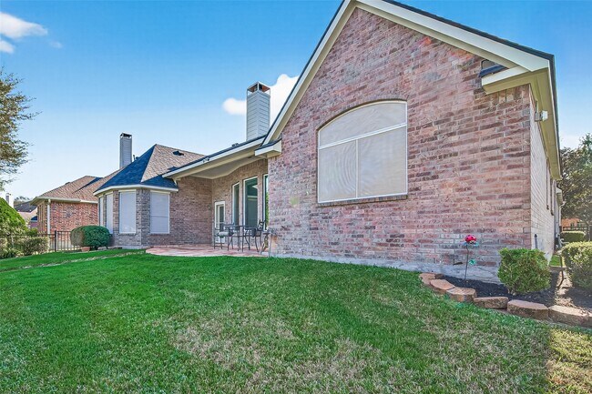 Building Photo - 22718 Emily Park Ln