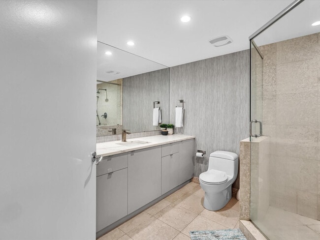 Building Photo - 1600 S Ocean Blvd