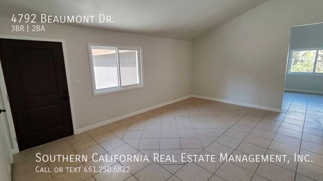 Building Photo - 4792 Beaumont Dr