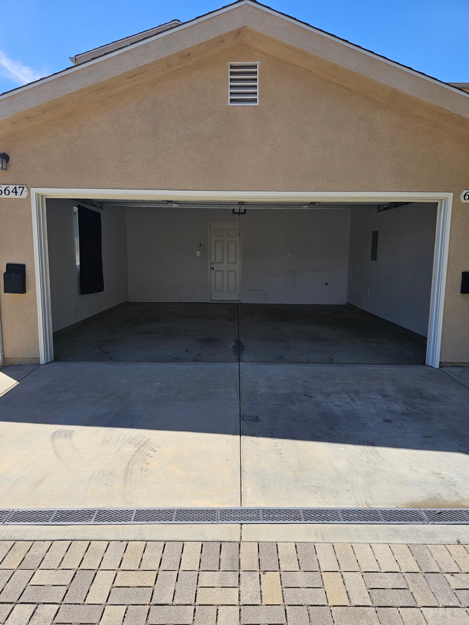 Building Photo - 6649 Cleon Ave