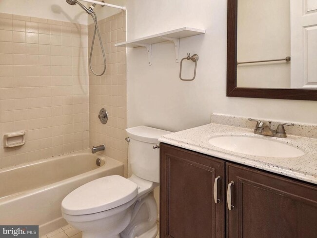 Building Photo - 5840 Westwater Ct