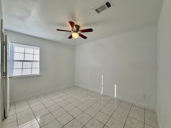 Building Photo - 167 Shelley Ln