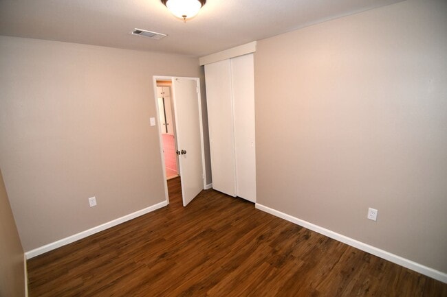 Building Photo - Newly updated, 3 bedroom, 1.5 bath home in Baker