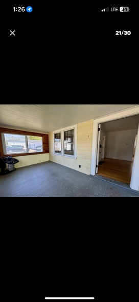 Building Photo - 10 Morgan Park