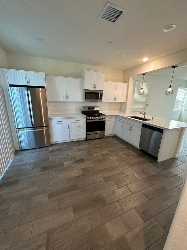 Building Photo - elev8tions