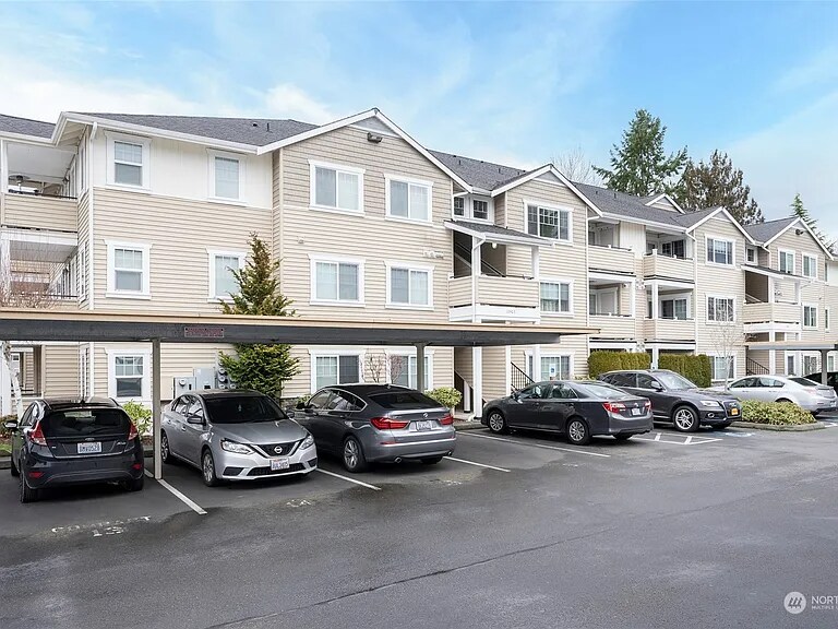 Building Photo - 13405 97th Ave E