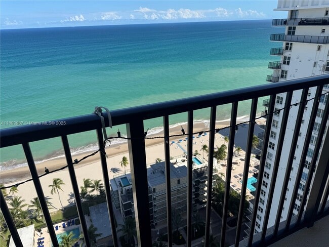 Primary Photo - 2101 S Ocean Dr