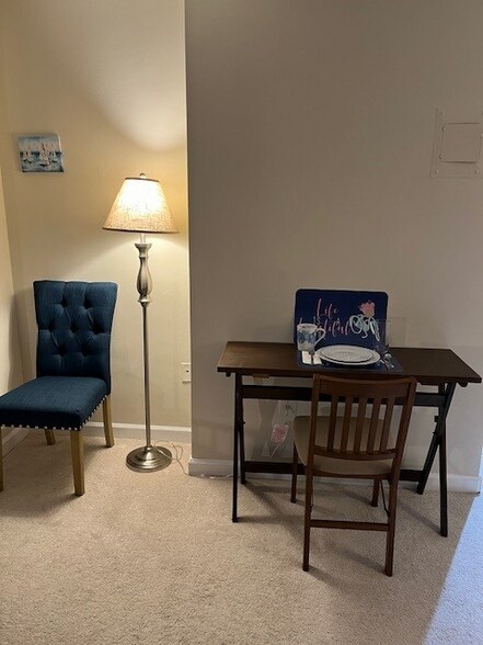 Building Photo - 1011 Arlington Blvd