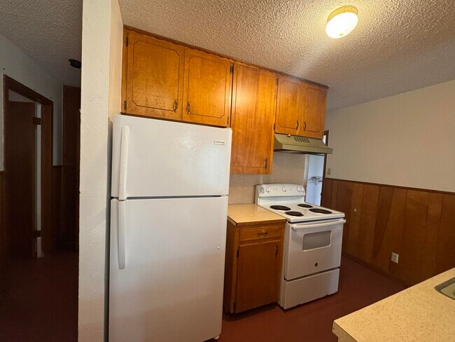 Building Photo - 132 Lake Breeze Dr