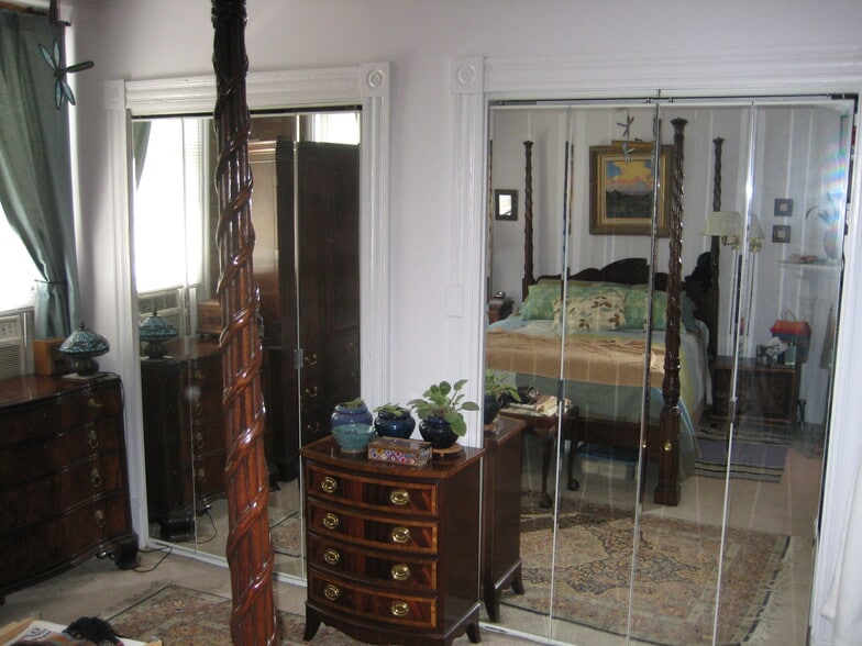 large closets - 416 Noble St