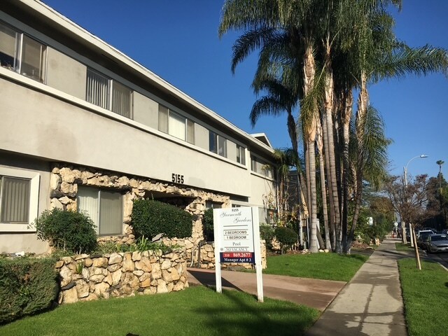 Building Photo - Yarmouth Gardens