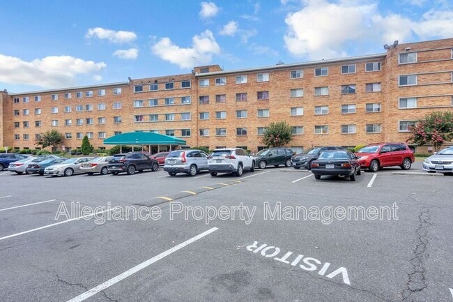 Building Photo - 5111 8th Rd S