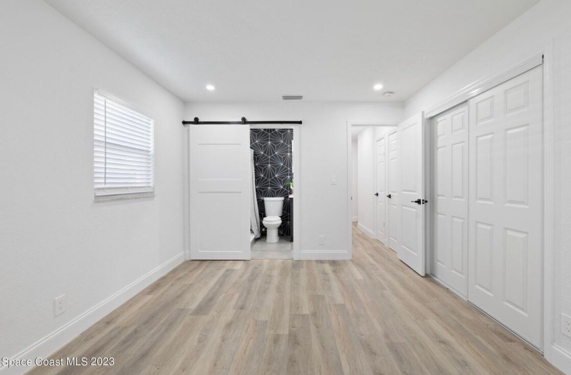 Building Photo - 415 North Shore Dr