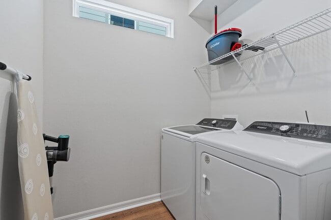 Building Photo - 15996 Cape Coral Lp