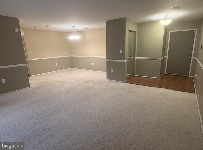 Building Photo - 8141 Needwood Rd