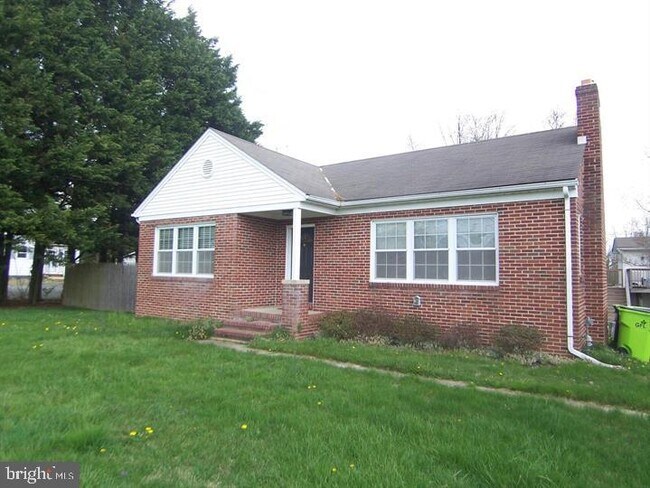 Building Photo - 3014 Churchville Rd