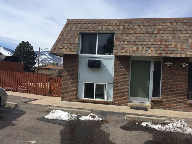 Building Photo - 1404 Ulysses St