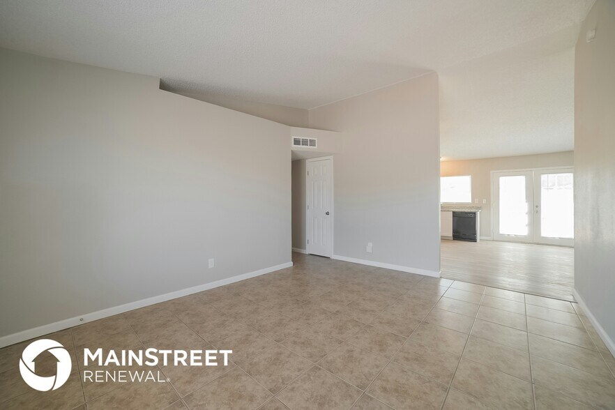 Building Photo - 6528 W Pima St