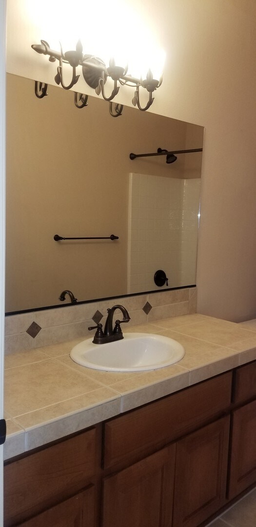 Building Photo - Camas Schools! Stunning Custom Home!  3 Be...