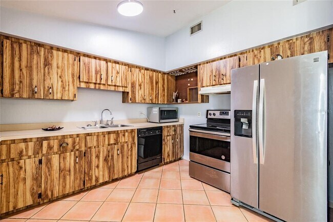 Building Photo - 532 45th St Ct W