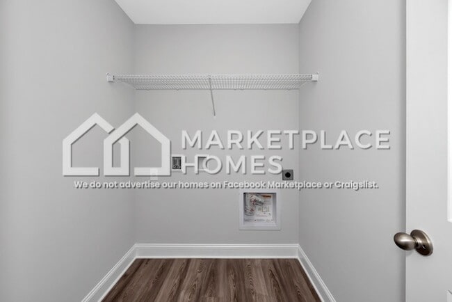 Building Photo - 14163 Nursery Dr