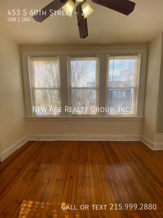 Building Photo - 453 S 60th St
