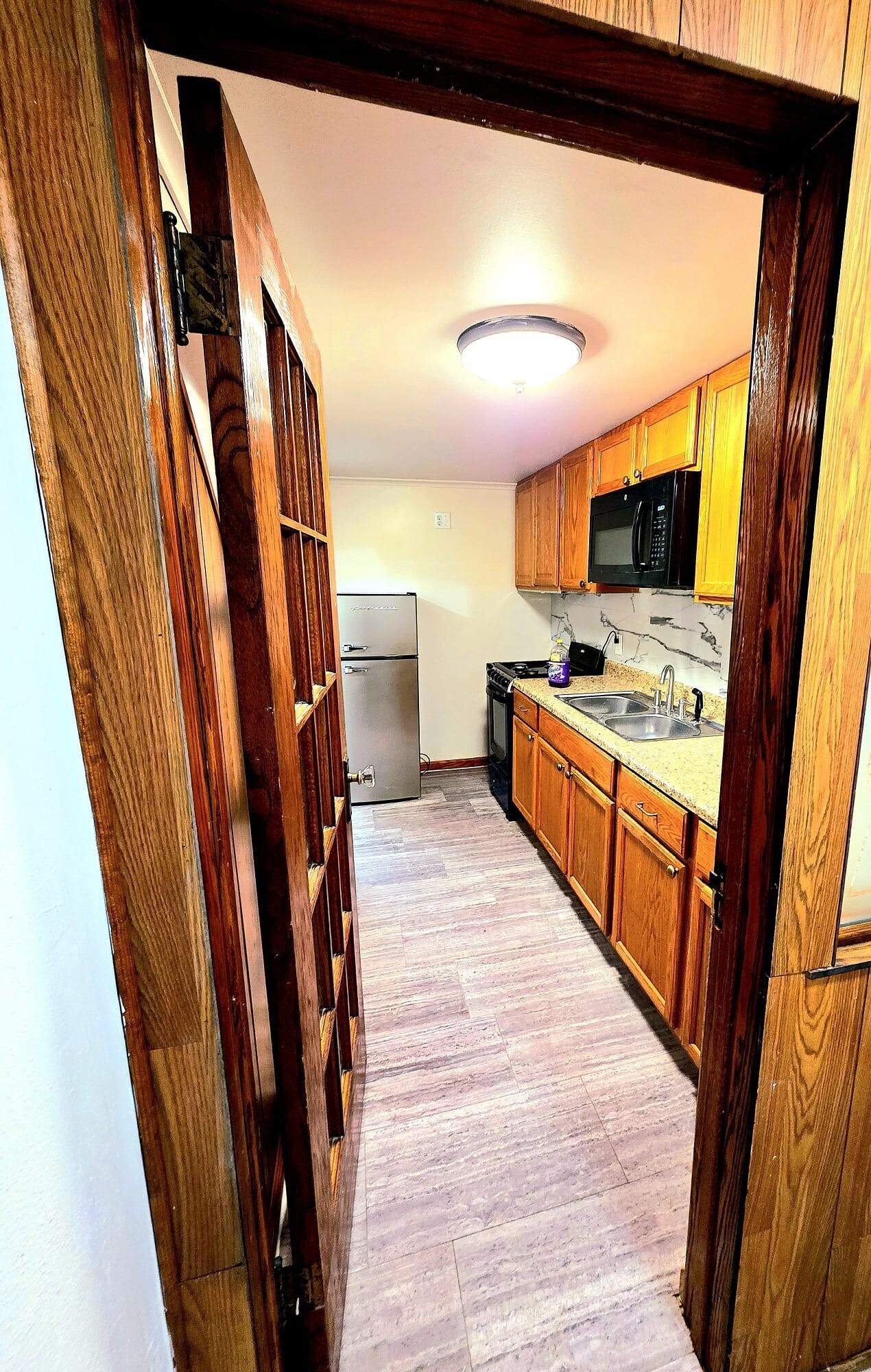 Building Photo - 2229 Brewerton Rd