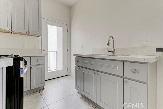 Building Photo - 14328 Gilmore St