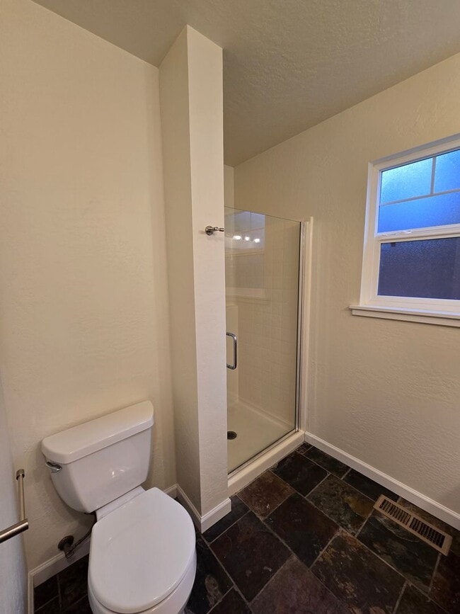 Building Photo - 2970 Janes Creek Dr