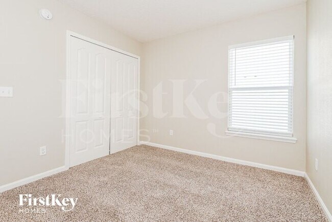 Building Photo - 3912 S Trapani Dr