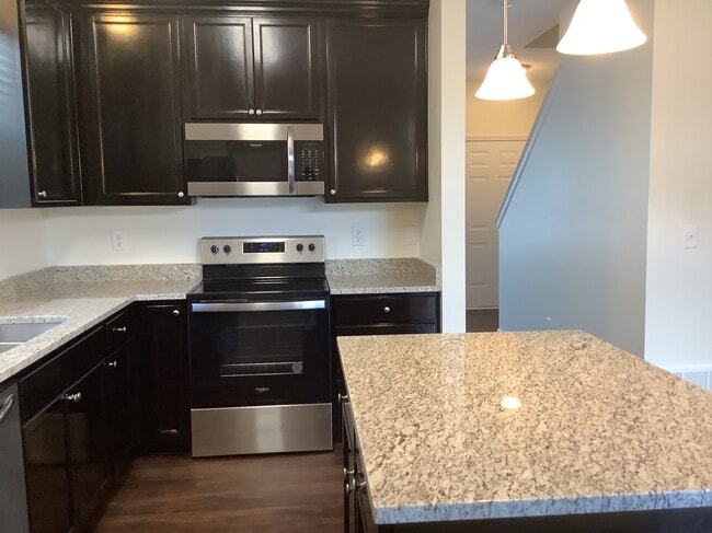 Building Photo - 167 Faulkner Dr