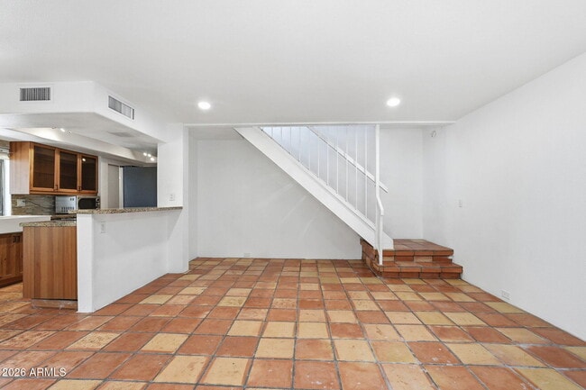 Building Photo - 8825 S 48th St