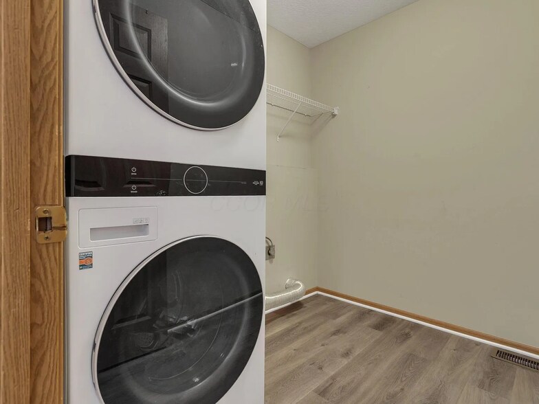 Building Photo - 7015 Onyxbluff Ln