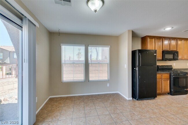 Building Photo - 1155 Paradise Garden Dr