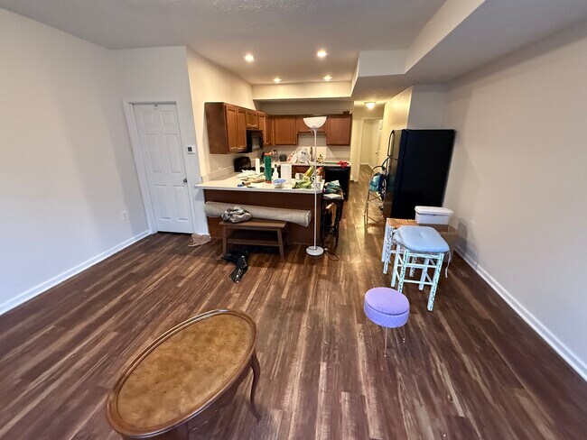 Building Photo - 3918 Howley St